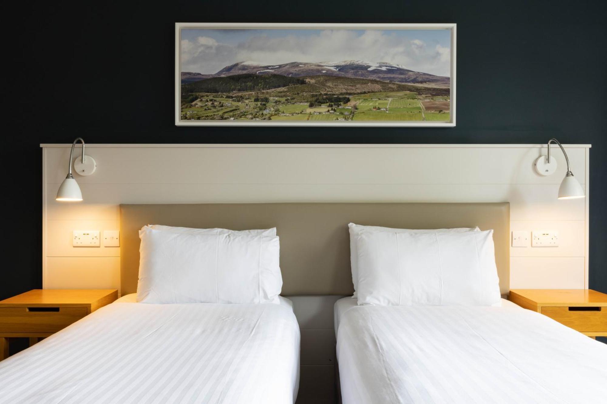 The Highland Hotel By Compass Hospitality Strathpeffer Rom bilde