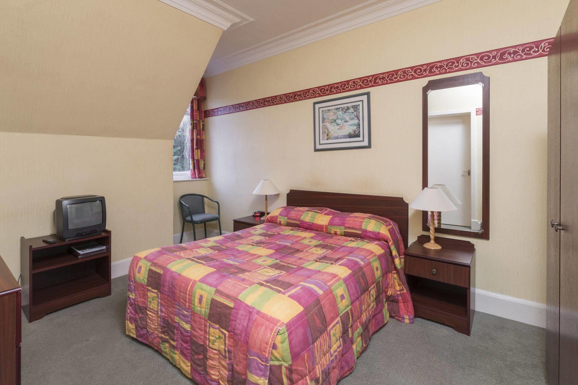 The Highland Hotel By Compass Hospitality Strathpeffer Eksteriør bilde